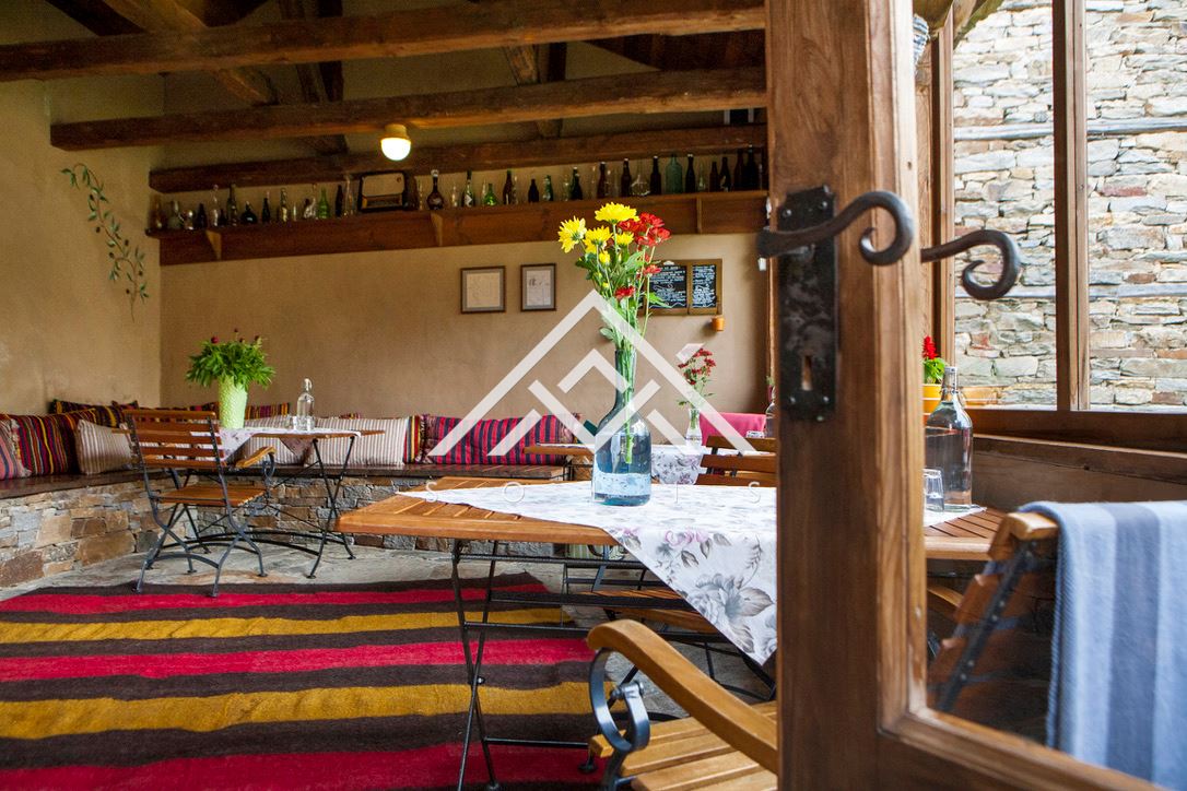 Boutique complex with 4 properties with total area: 2860 sq.m. in the village of Kovachevitsa for sale - 0