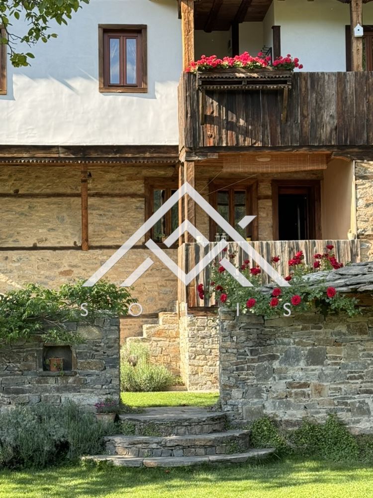 Boutique complex with 4 properties with total area: 2860 sq.m. in the village of Kovachevitsa for sale - 0