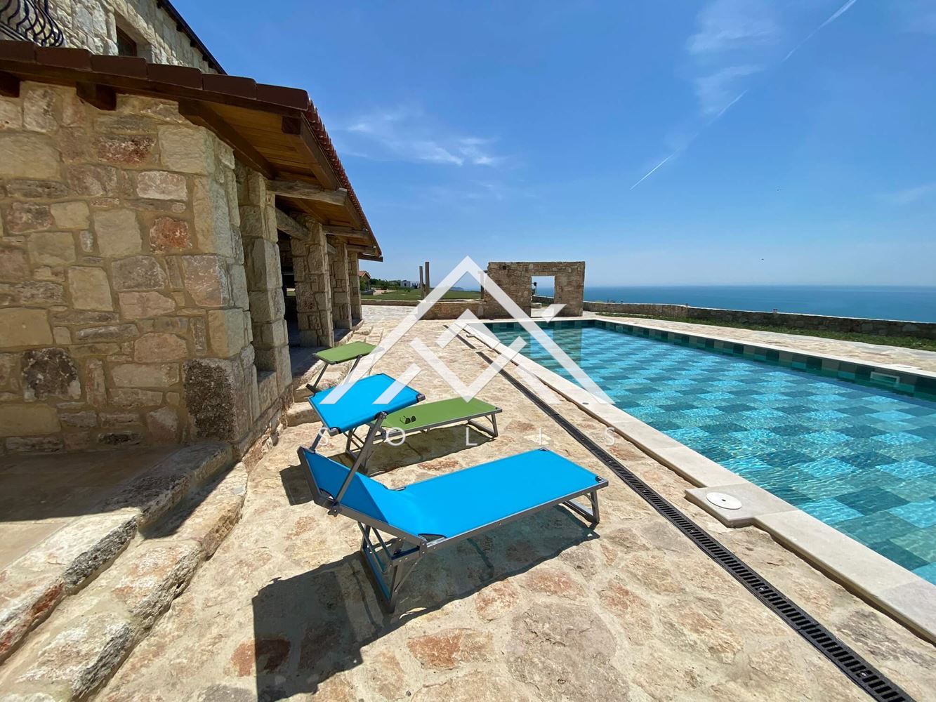 Hotel near Cape Kaliakra for sale - 0