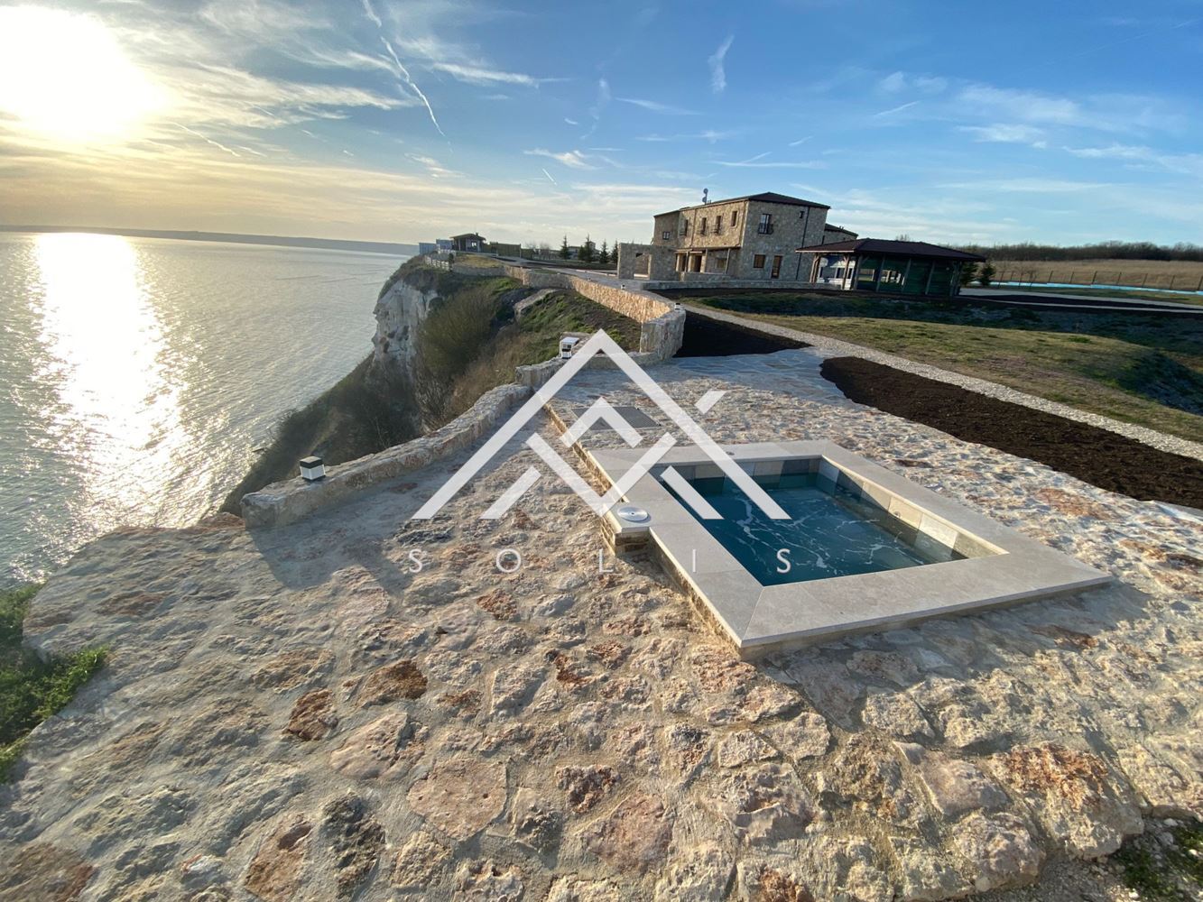 Hotel near Cape Kaliakra for sale - 0